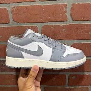 Jordan 1 Low